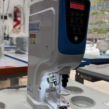 MÁQUINA PARA COLOCAR BROCHES MARCA NISEW